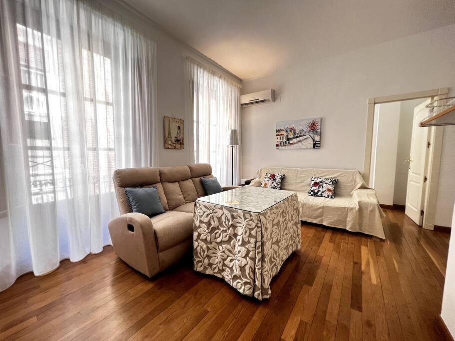 Apartamento Muy Centrico En Гранада Екстериор снимка