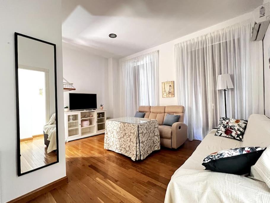 Apartamento Muy Centrico En Гранада Екстериор снимка
